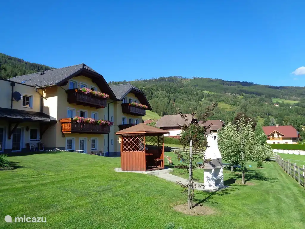 Eckenhof 6 Personenwohnung in Österreich, Salzburgerland, Sankt Michael Im Lungau - appartement