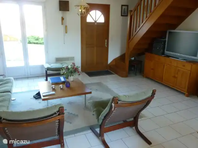 Wajut en Francia, Dordoña, Saint-Julien-De-Lampon - casa vacacional La sala de estar