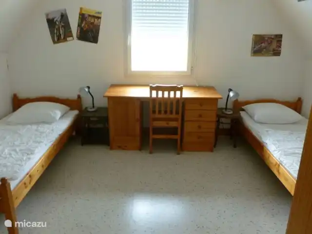 Wajut en Francia, Dordoña, Saint-Julien-De-Lampon - casa vacacional dormitorio arriba