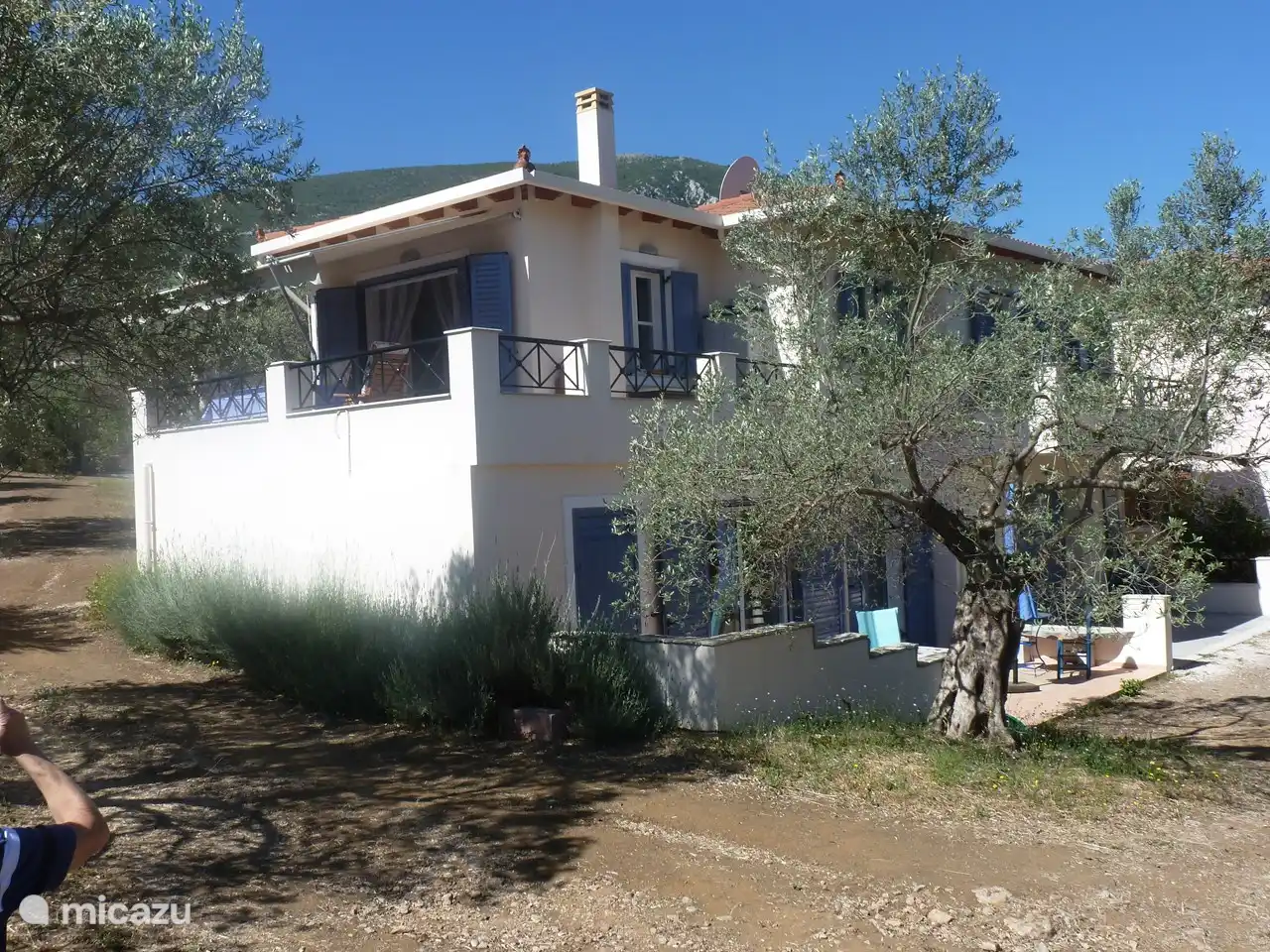 Au-dessus de l'appartement de 2 chambres.
Appartement au rez-de-chaussée pour les invités.