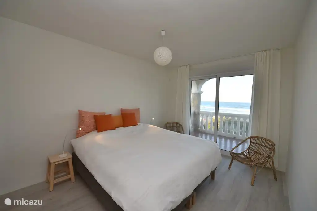 bedroom 1 with double bed