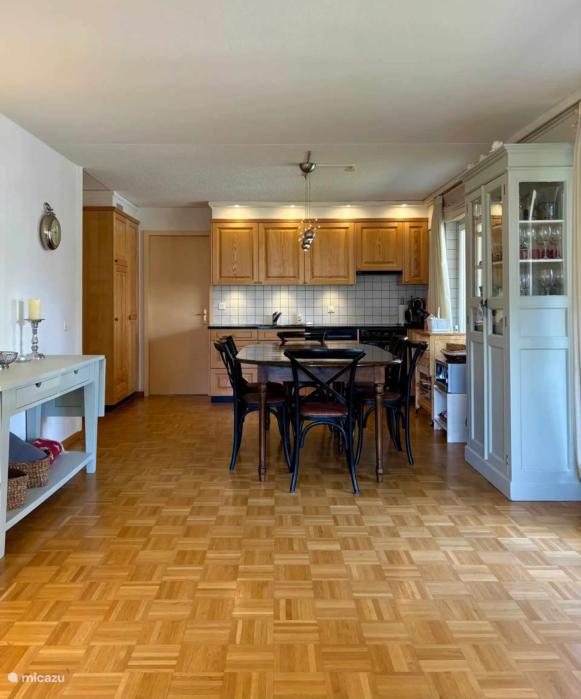 Cuisine avec coin repas