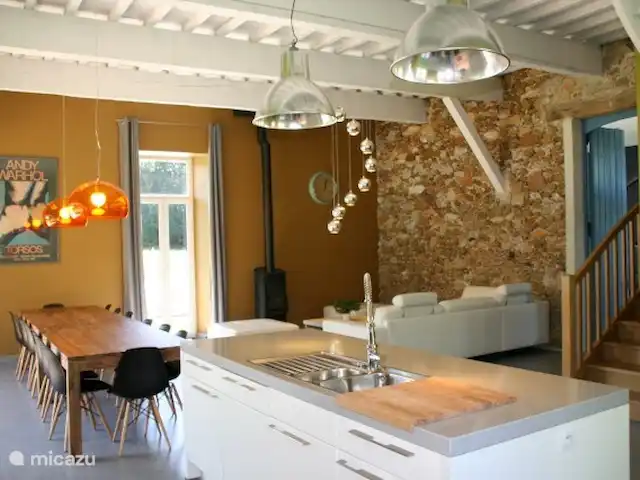 Castillo Portos en el sur de Francia en Francia, Tarn, Cahuzac - casa vacacional Viviendo