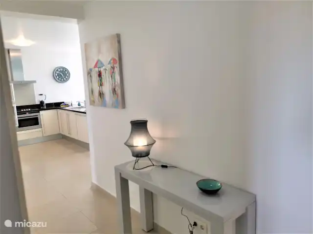 Apartamento Blue Bay con vistas al mar en Curazao, Curazao Centro, Blue Bay - apartamento recibidor apartamento