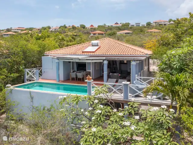 Villa Coral Breeze huren in Curaçao, Banda Abou (west), Coral Estate, Rif St.Marie - villa Drone shot van villa