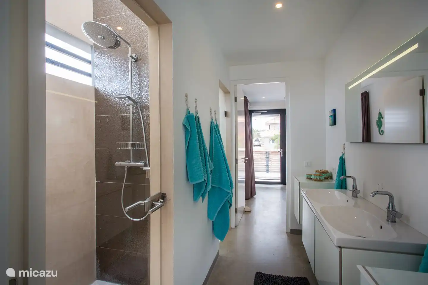 Salle de bain 1er étage