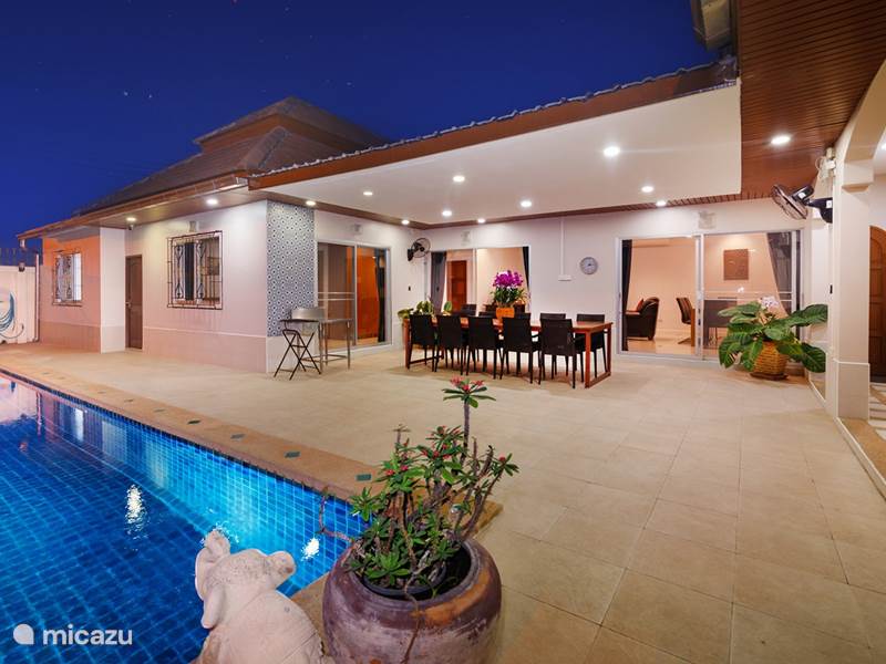 Vakantiehuis Thailand, Oostelijke Golfkust, Pattaya Villa Villa Bos vlak aan het strand
