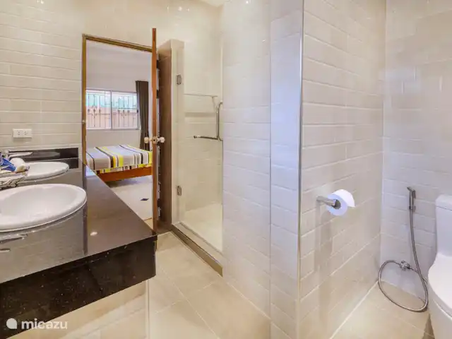 Villa Bos vlak aan het strand huren in Thailand, Oostelijke Golfkust, Pattaya - villa