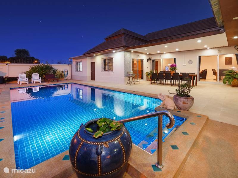 Maison de Vacances Thaïlande, Côte orientale du golfe, Pattaya Villa Villa Bos directement sur la plage