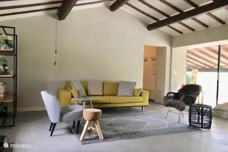 Vakantiehuis Italië, Marche, Fossombrone appartement Casa Gialla Sopra woonkamer