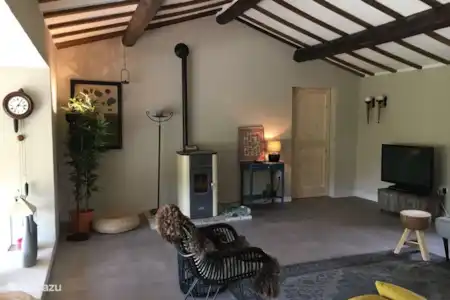 Vakantiehuis Italië, Marche, Fossombrone appartement Casa Gialla Sopra woonkamer