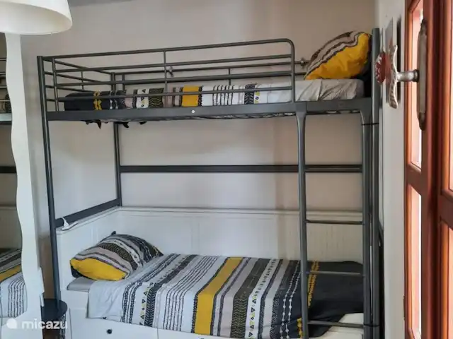 Des vacances parfaites en Toscane | Italie, Toscane, Rosignano Marittimo - maison de vacances Chambre 2 : lit superposé