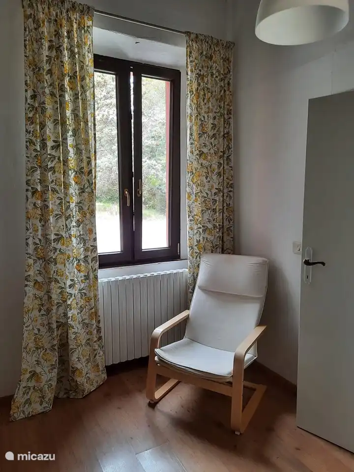 Dormitorio 4: cama doble y cama individual.