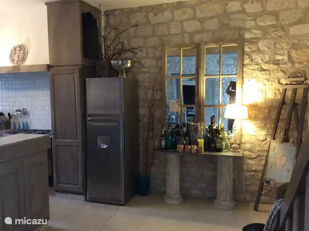 Andere Seite der Küche.