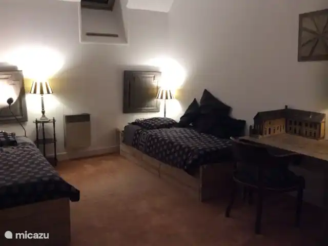 Maison d’hôtes du château à louer | France, Indre-et-Loire, Chinon - maison de vacances La 3ème chambre avec salle de douche attenante.