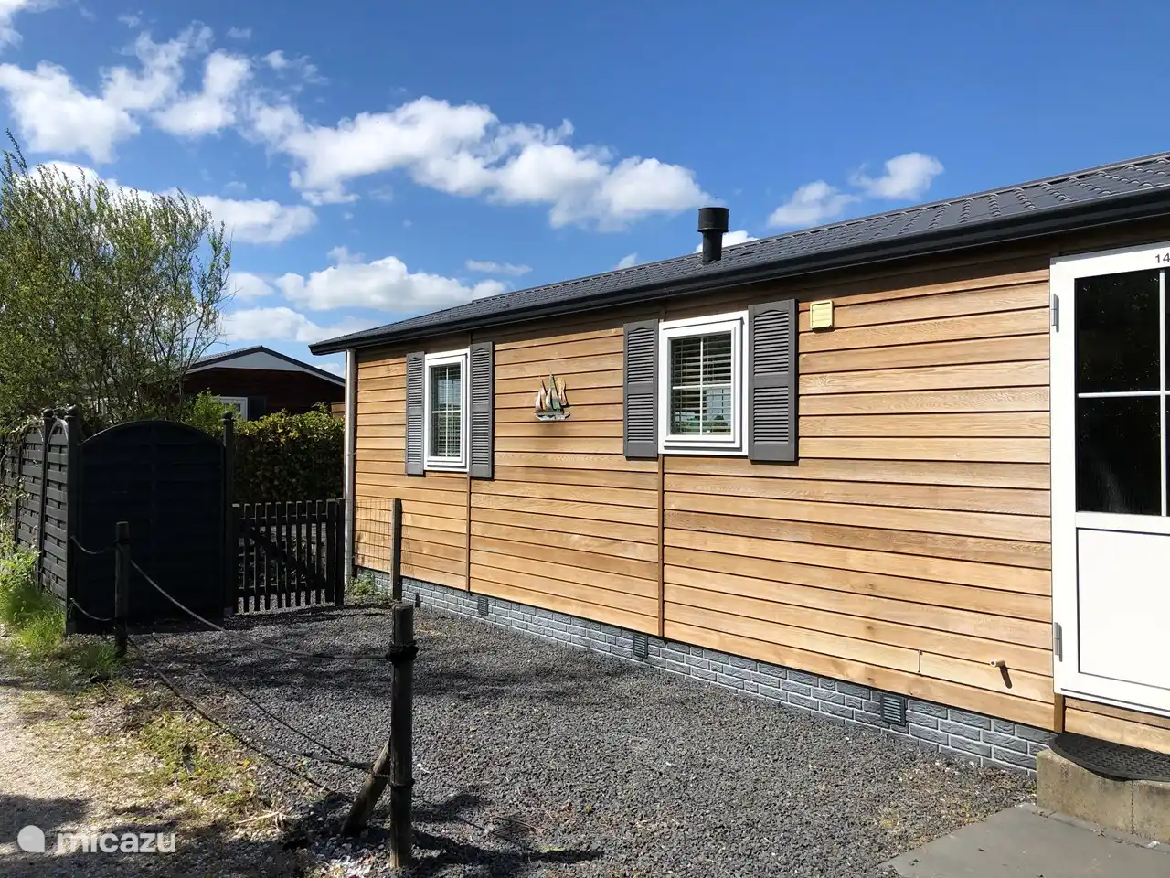 Vista al entrar en la cabaña