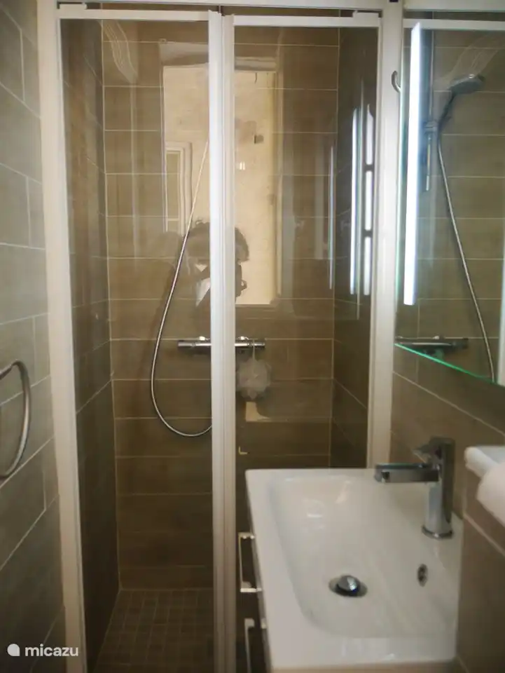 Salle de bain 2