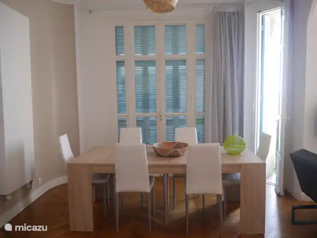 Maravilloso apartamento junto al mar en Niza en Francia, Costa Azul, Niza  - apartamento Comedor