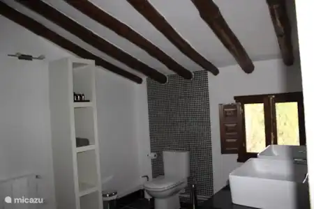 Vakantiehuis Spanje, Andalusië, Velez Rubio boerderij Casa Paco Badkamer boven achterzijde