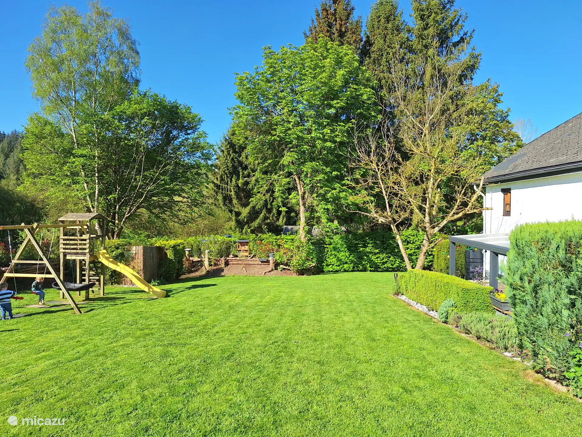 Enclosed garden