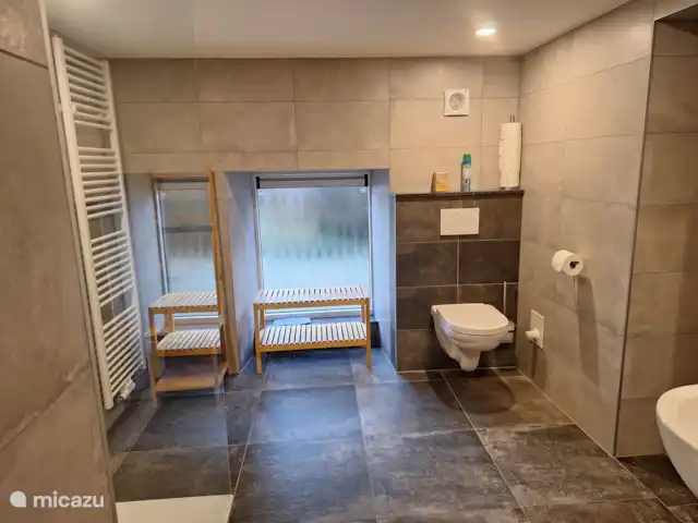 Koekehuis Beneden huren in België, Ardennen, Burg-Reuland - gîte / cottage badkamer met inloopdouche