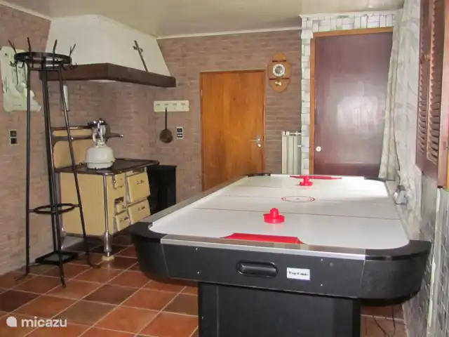 Koekehuis Beneden huren in België, Ardennen, Burg-Reuland - gîte / cottage Airhockeytafel in de entree