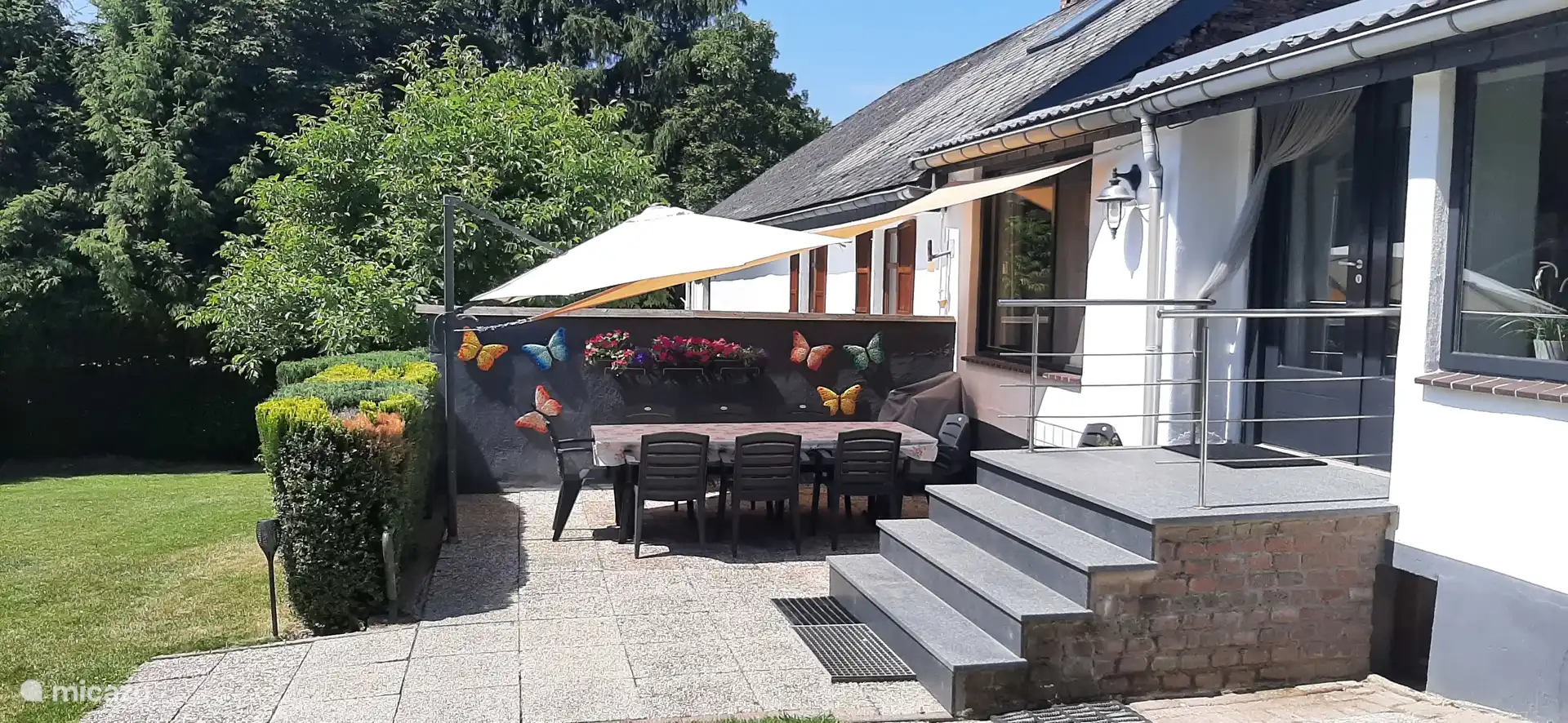 Terrace upstairs