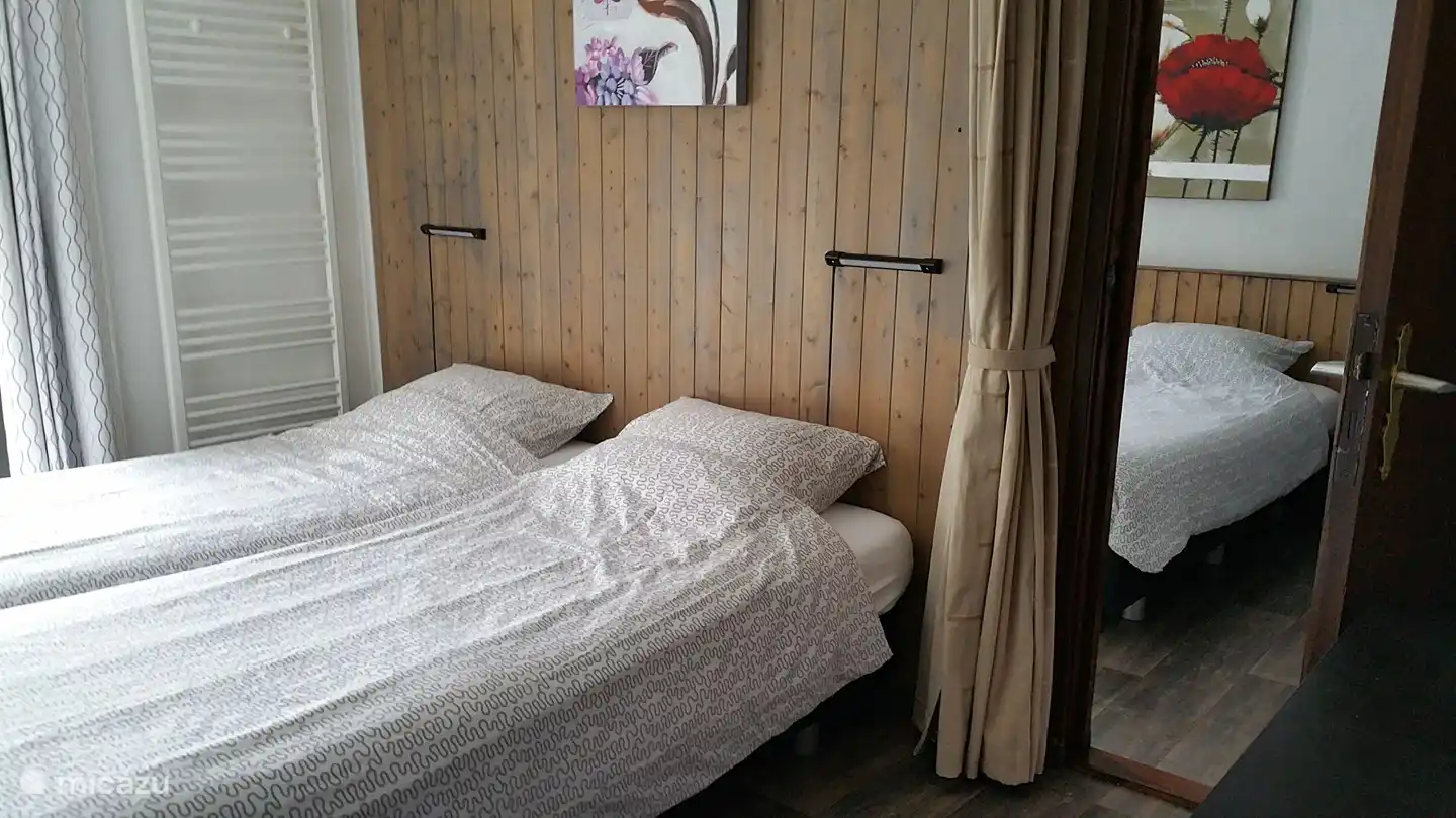 Chambre familiale, 2x 2 personnes avec porte communicante
