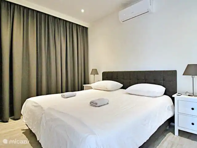 Nieuwe ruime woning met zeezicht huren in Curaçao, Curacao-Midden, Blue Bay - villa tweede slaapkamer boven