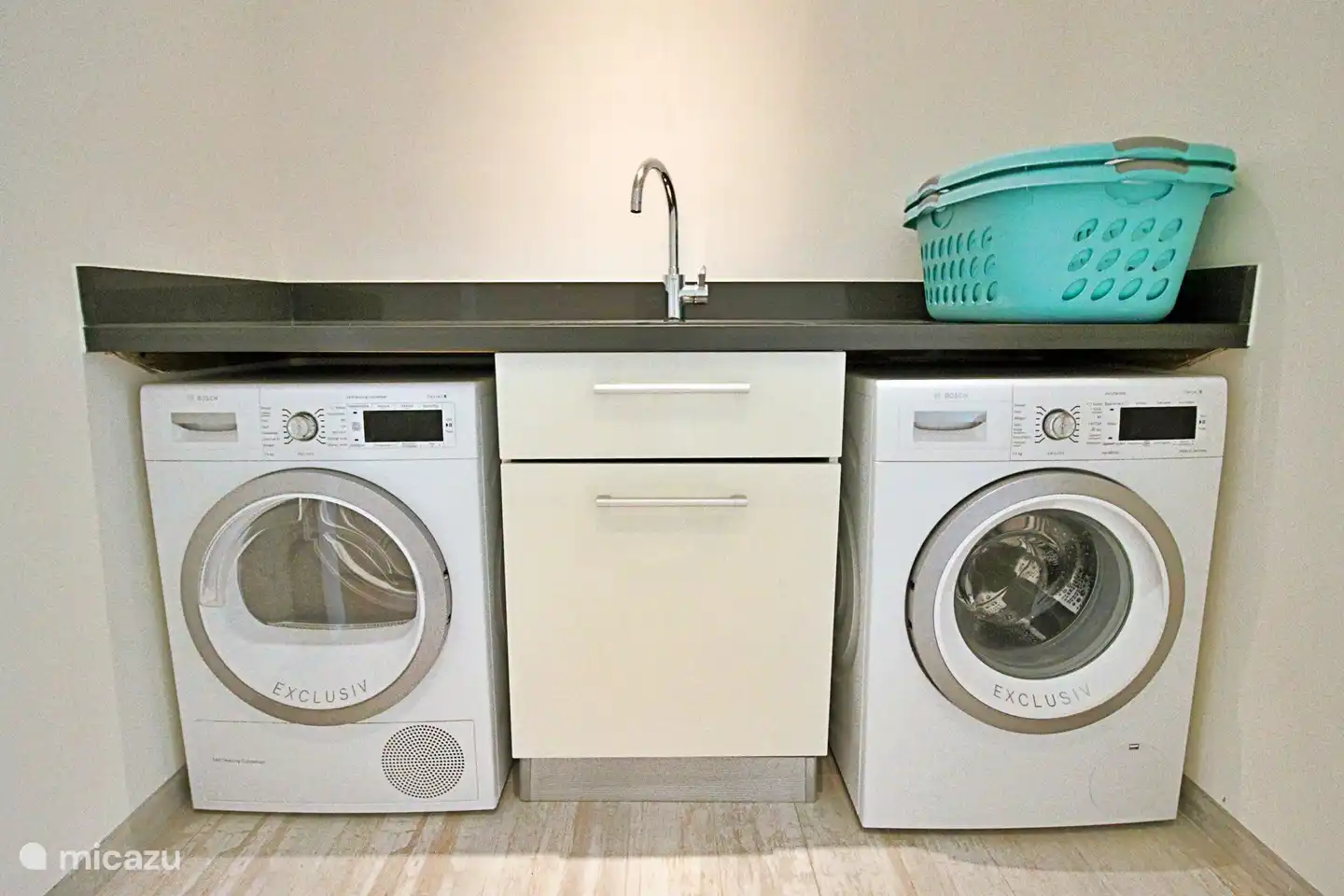 machine à laver et sèche-linge