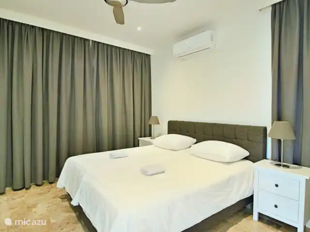 Nieuwe ruime woning met zeezicht huren in Curaçao, Curacao-Midden, Blue Bay - villa tweede slaapkamer beneden
