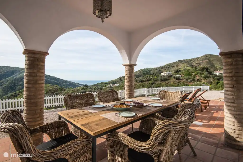 villa in Spain, Andalusia, Arenas de Velez – Aslaurey