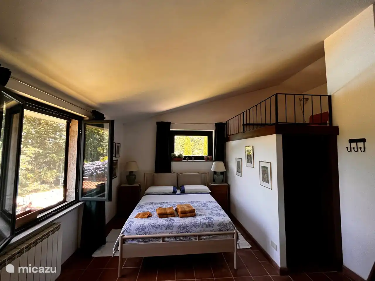 Hauptschlafzimmer mit Schlafboden