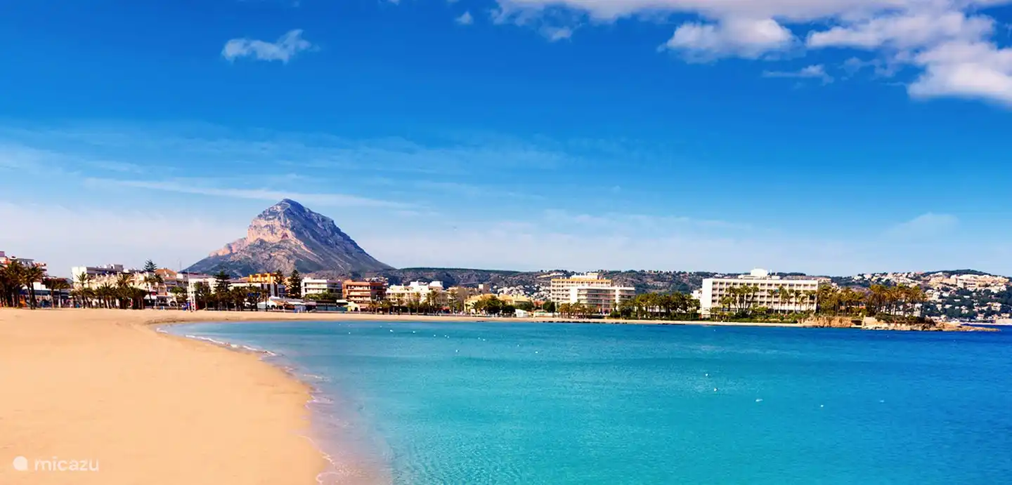 Playa Arenal, playa principal a 6 km de nuestra casa