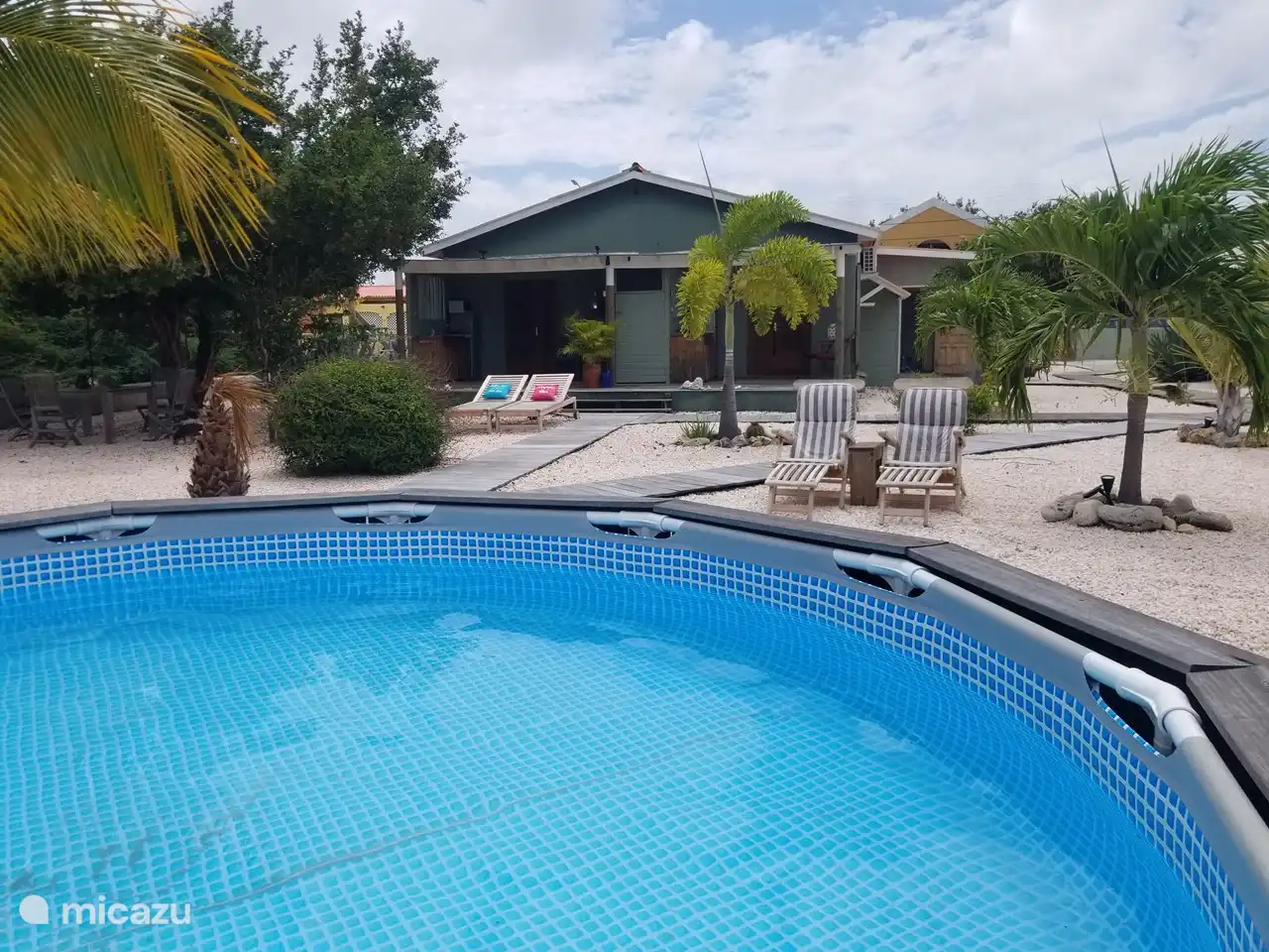 studio | Bonaire – Kas Oleifi