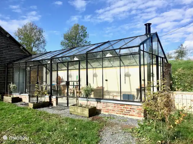 Le Vieux Grenier - La Grange | France, Ardennes françaises , Liart - ferme L'Orangerie, un endroit merveilleux aussi quand il fait plus frais ou plus humide dehors...