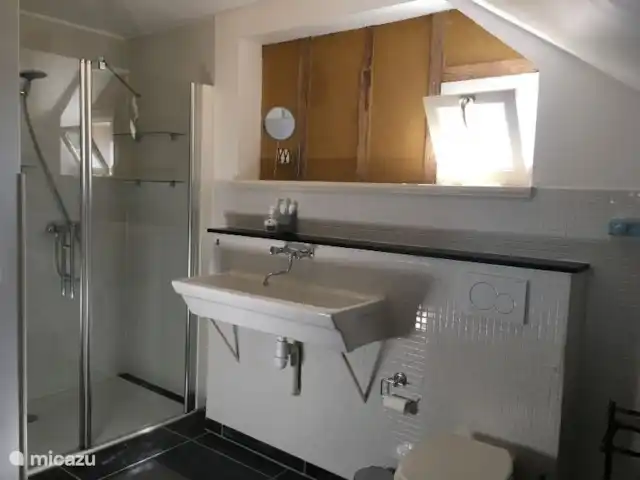 Le Vieux Grenier - La Grange | France, Ardennes françaises , Liart - ferme Salle de bains