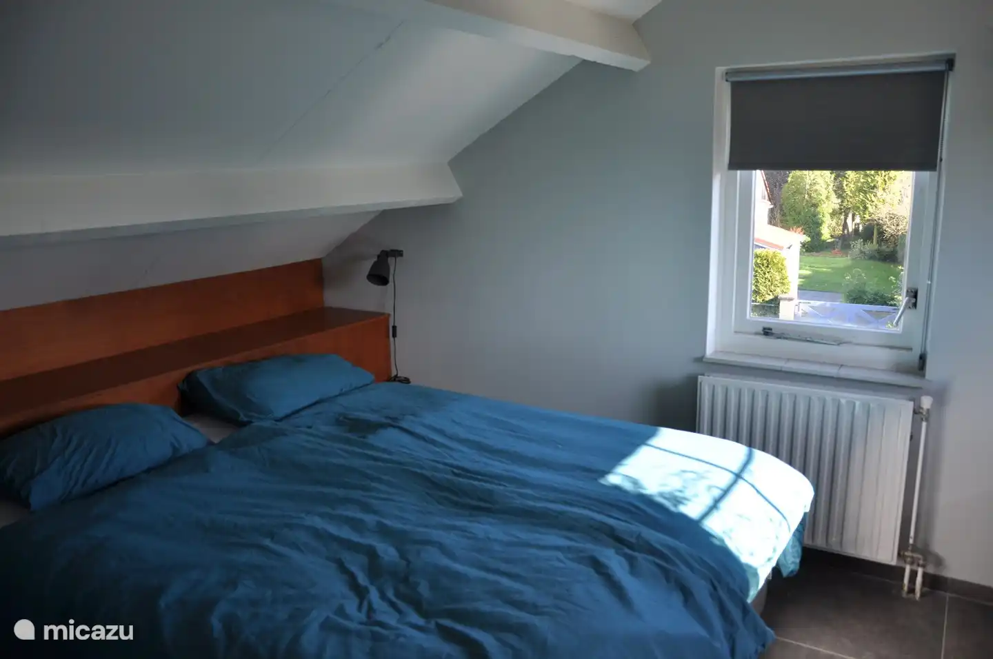 lit double à l'étage