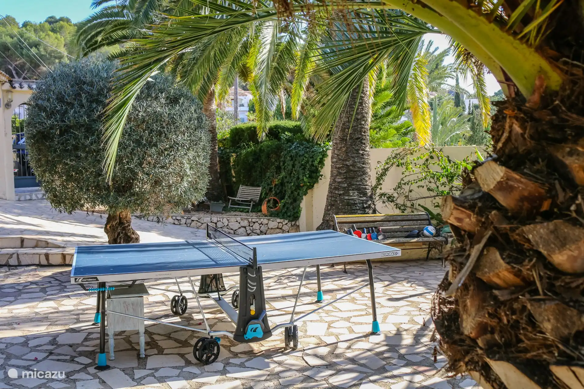 Tischtennisplatte auf Gemeinschaftsgrundstück (gemeinsam mit Apartment Merluza und Casita Manana) – Ferienwohnung Gekko in Moraira, Costa Blanca