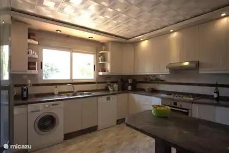 Vakantiehuis Spanje, Costa Blanca, La Nucia villa Villa Rubia keuken