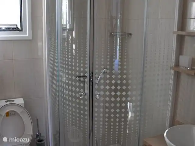 Stroungitsa Villa | Grèce, Péloponnèse, Kamaria-Finikounda - villa Douches et toilettes spacieuses dans toutes les salles de bain