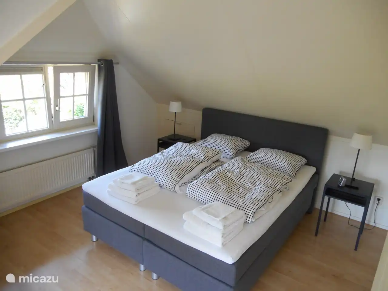 Dormitorio 1er piso
(maestro) cama nueva