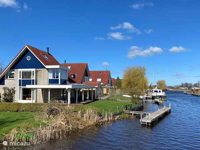 Holiday home in Netherlands, Friesland – holiday house Villa Boeier