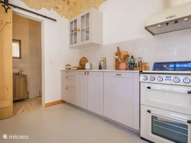 Lesgrabous huren in Frankrijk, Dordogne, Les Eyzies-de-Tayac-Sireuil - vakantiehuis Keuken