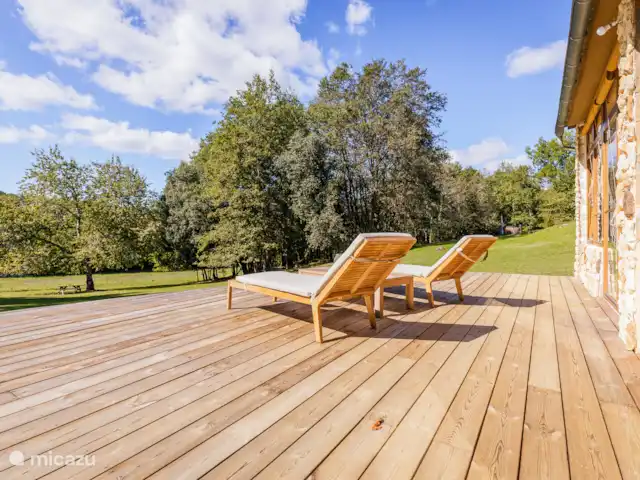 Lesgrabous huren in Frankrijk, Dordogne, Les Eyzies-de-Tayac-Sireuil - vakantiehuis Terras