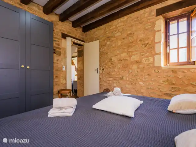 Lesgrabous huren in Frankrijk, Dordogne, Les Eyzies-de-Tayac-Sireuil - vakantiehuis Slaapkamer