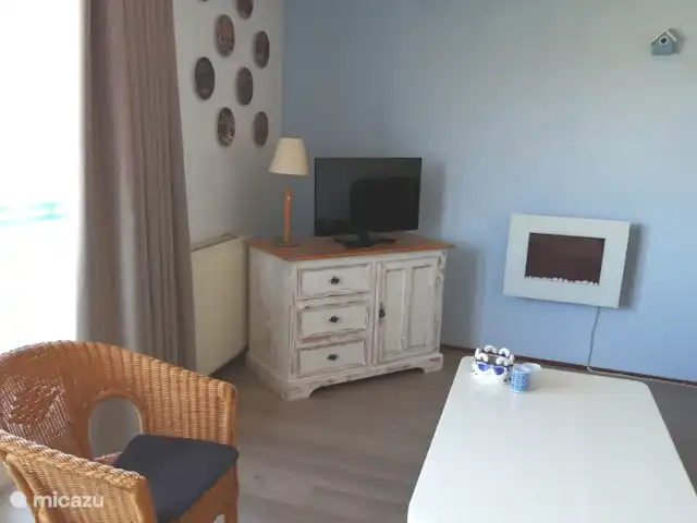 Location de Vacances Pays-Bas, Hollande du Nord, Julianadorp aan Zee, appartement - Vacances à la mer Strandslag appt 145 Coin TV du salon.
Rideaux (2025)