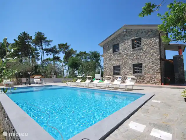 Location de Vacances Italie, Ligurie, Sarzana, villa - Villa Emozione Location de Vacances Italie, Ligurie, Sarzana, villa - Villa Emozione