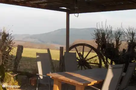 Vakantiehuis Frankrijk, Nièvre, Fâchin boerderij Les Bougnons terras met uitzicht
