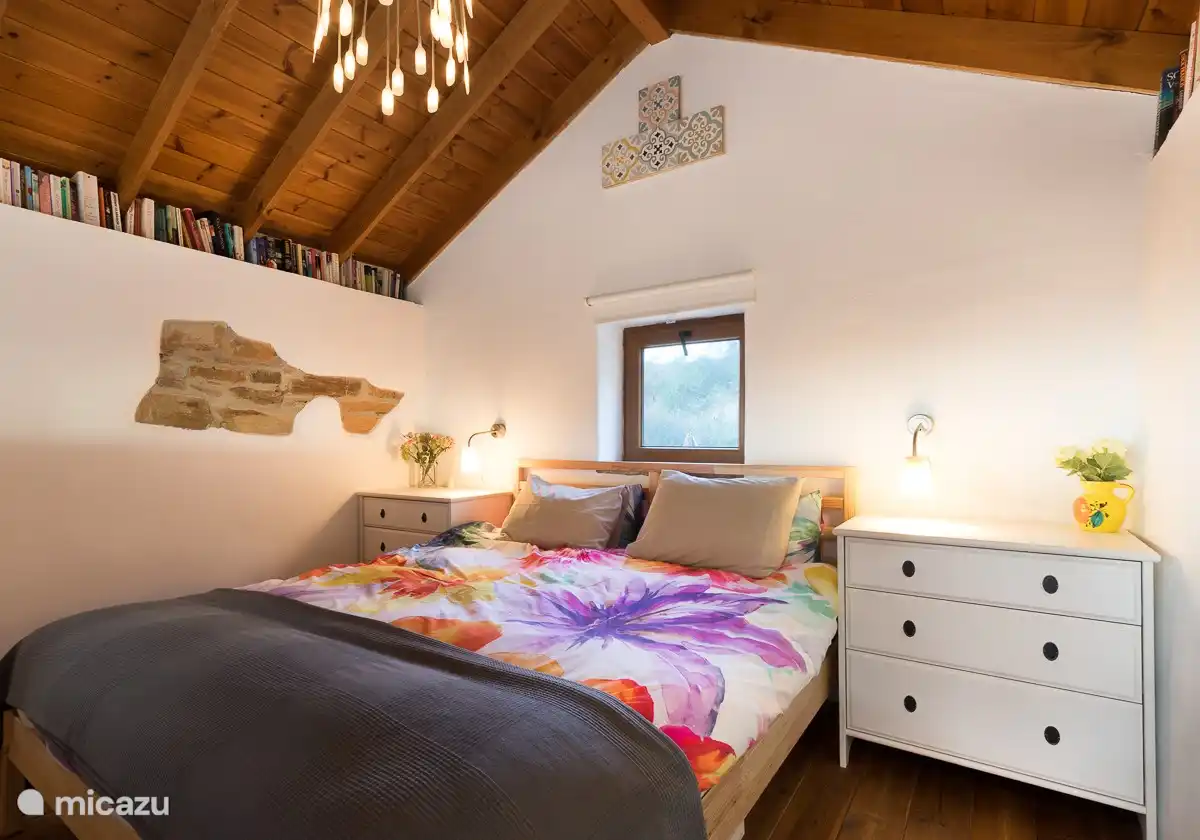 Schlafplatz mit Doppelbett